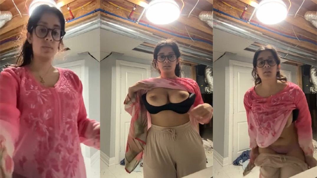 Pakistani Girl Ki Big Boobs Showing Naked Body Clip